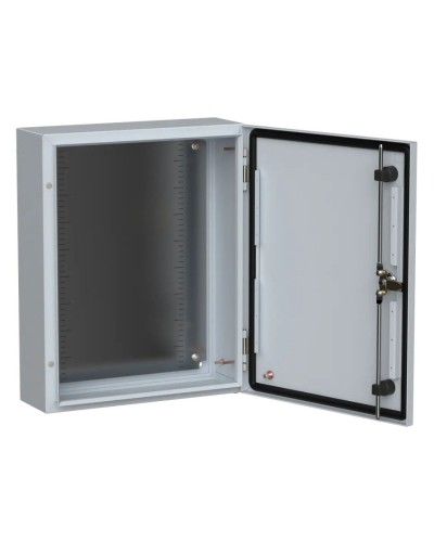 ЩМП-50.40.15 УХЛ1 IP66 500x400x150 TITAN 5 (TI5-10-N-050-040-015-66). Шкаф металлический с монтажной платой. IEK в Вологде